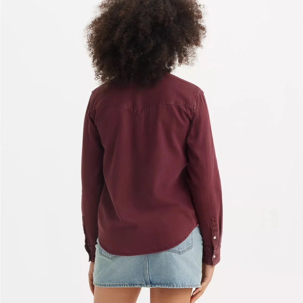 💕 LEVI’S ultimate western denim shirt NEW size S in Windsor wine, pearl snap - Picture 3 of 3